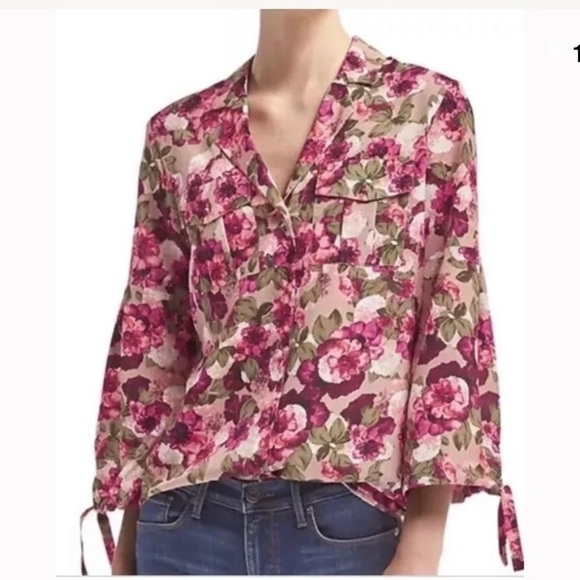 Banana Republic Tops - Banana Republic Blouse Top Sz S Floral NWT